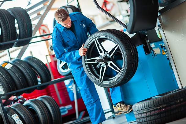 Reifenkontrolle Reifenkontrolle